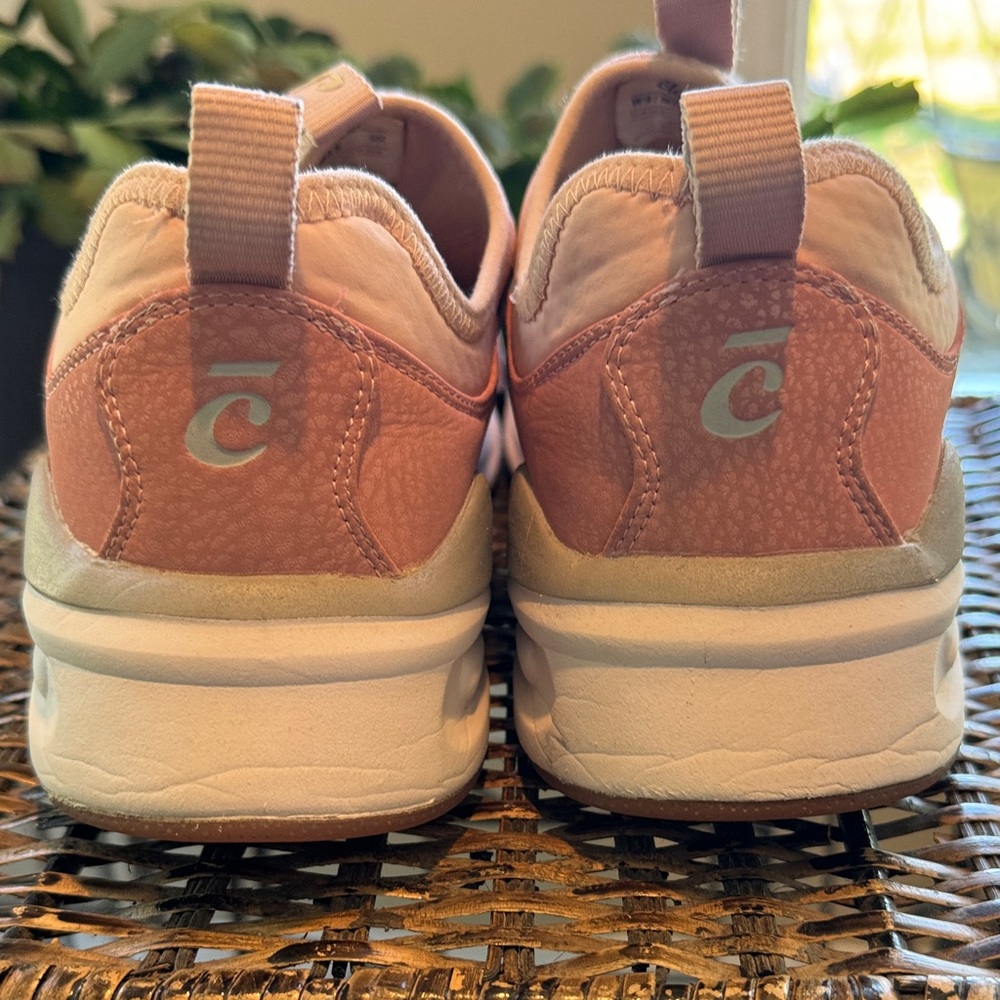 Clove Women's Pink Healthcare Nursing Sneakers Size 9 View 4